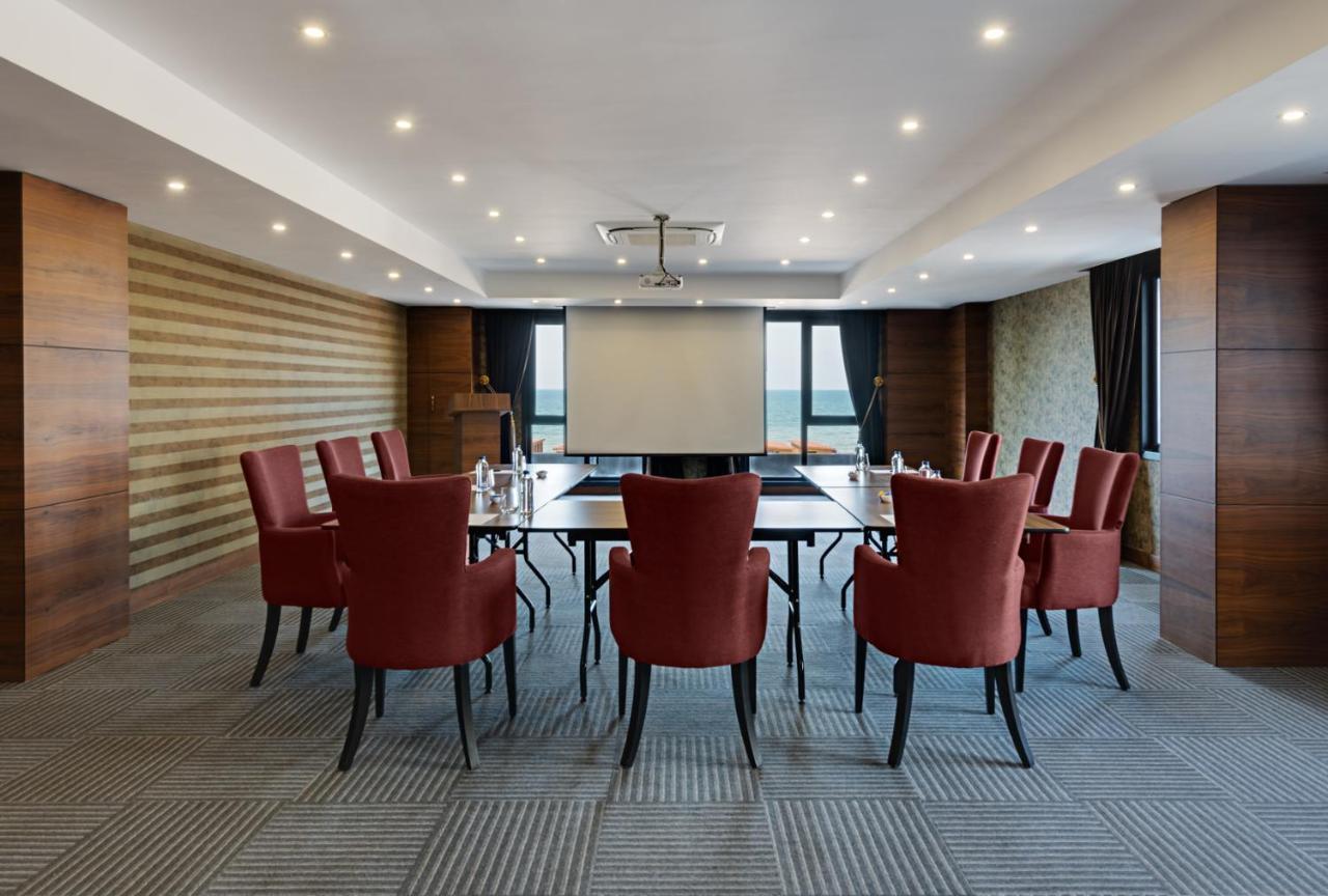 Moevenpick Hotel Trabzon Exterior foto